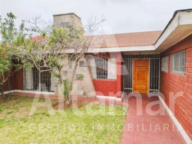 CASA Paralela a Larraín Alcalde