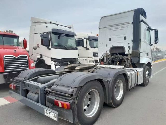 Tracto Camión Mercedes Benz   New Actros  2645