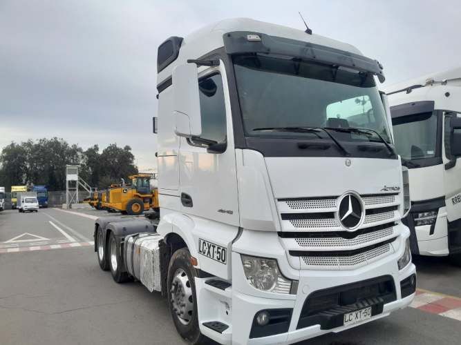 Tracto Camión Mercedes Benz   New Actros  2645