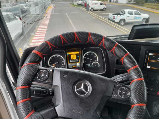 Tracto Camión Mercedes Benz   New Actros  2645