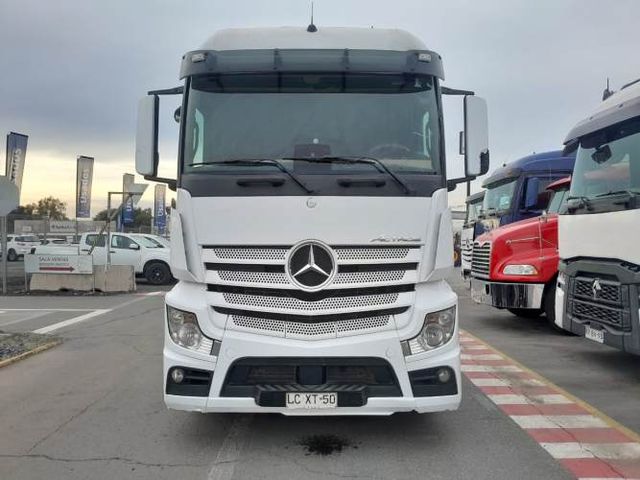 Tracto Camión Mercedes Benz   New Actros  2645