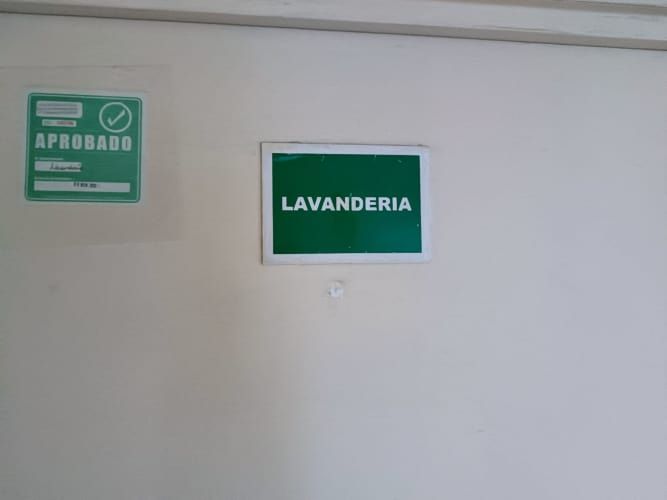 C. Obispo Manuel Uma [3426-1]