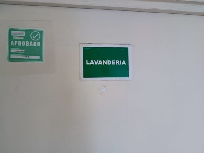 C. Obispo Manuel Uma [3426-1]