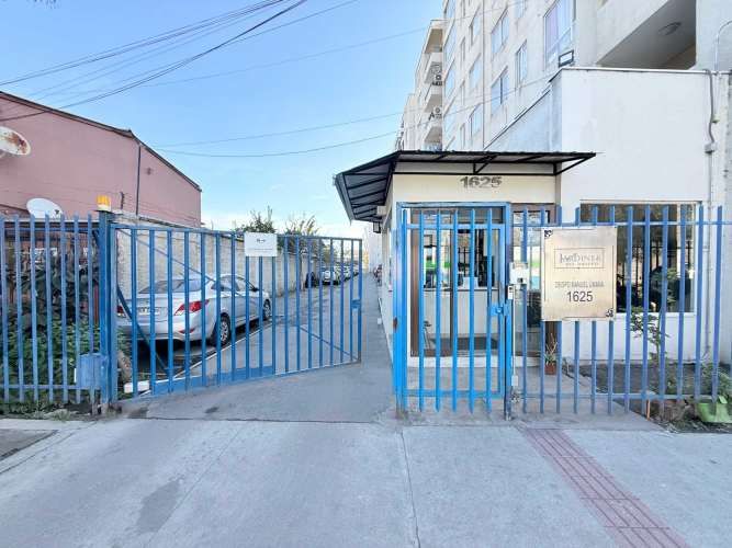 C. Obispo Manuel Uma [3426-1]