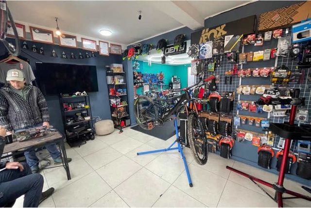 Edificio comercial de lujo en el centro de reñaca