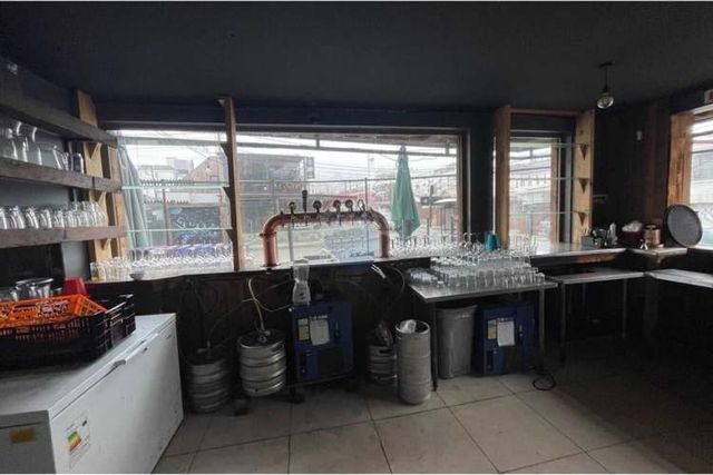 Edificio comercial de lujo en el centro de reñaca