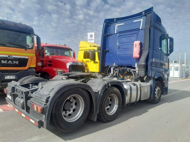 Tracto Camión Mercedes Benz   New Actros  2645 LS