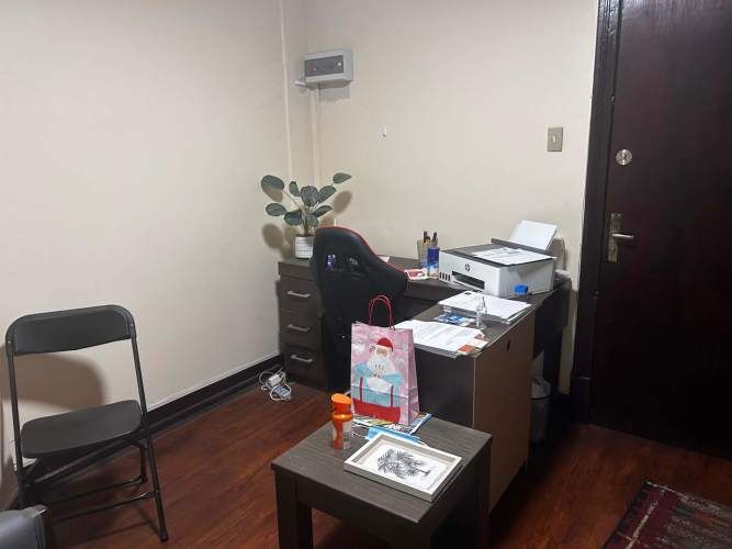 Amplia oficina de 71 m2 Agustinas/Ahumada (100322)