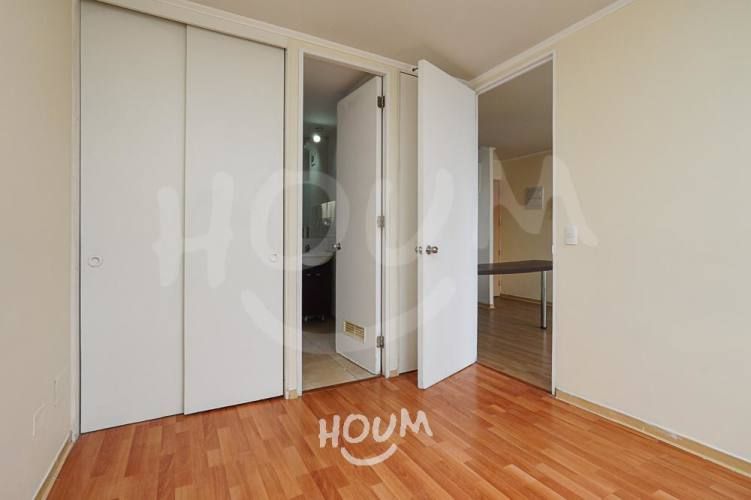 Departamento en Avenida María Rozas Velásquez