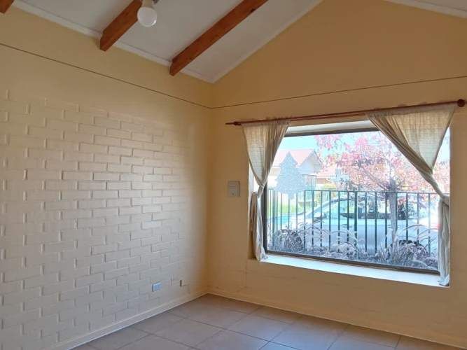 Venta de Propiedad Independiente en Comuna La Cruz