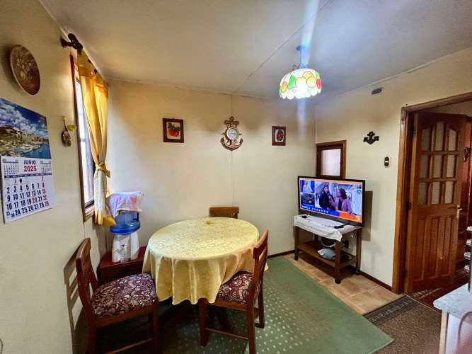 Vendo casa en Isla Teja excelente ubicación y conectividad