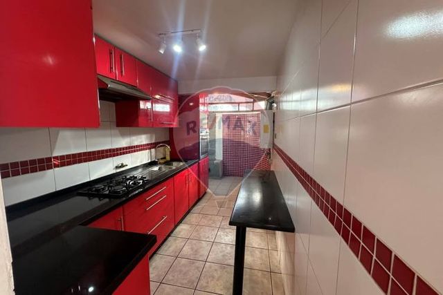 Rebajada !! impecable casa en condominio