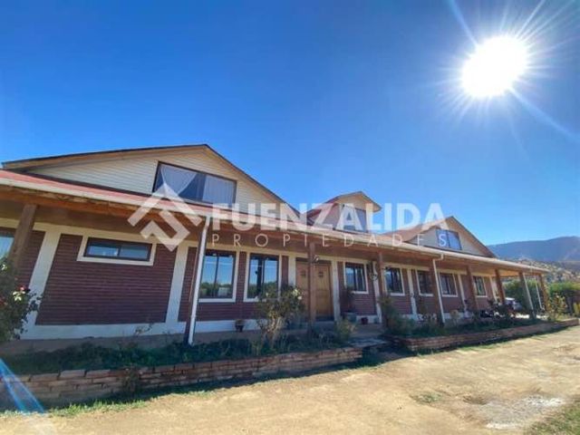 CASA Camino Los Corrales