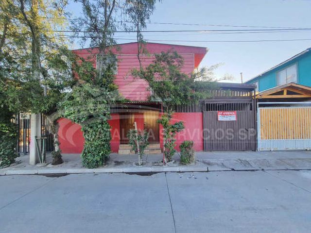 DPTO. INTERIOR, 2 PISOS, 1 HAB-1 BAÑO (100824)