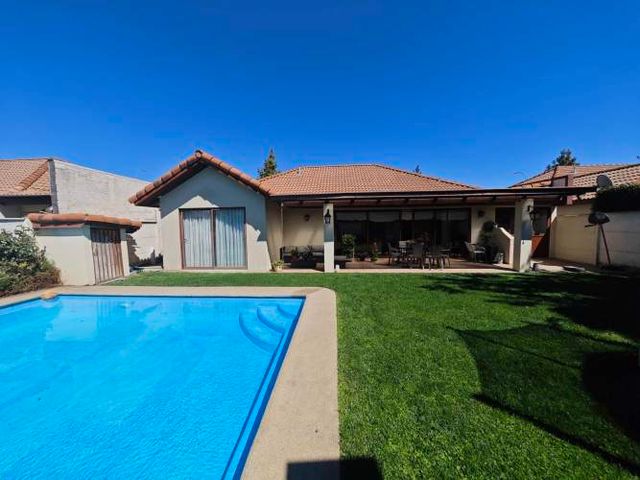 CASA EN CONDOMINIO MUY CERCA DEL COLEGIO ALEMAN DE CHILLAN