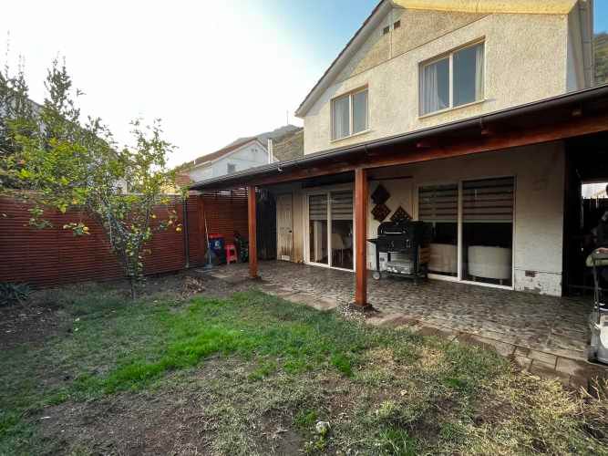 LINDA CASA FAMILIAR EN VENTA, CONDOMINIO CERRADO