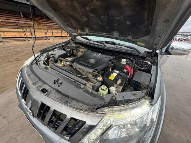 CAMIONETA Marca MITSUBISHI Modelo NEW L200 DAKAR DCAB 4X4 2.4 Año 2019