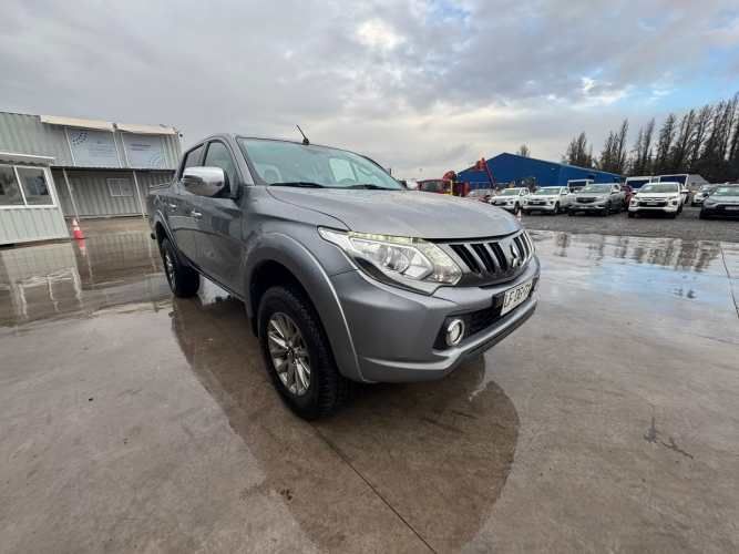 CAMIONETA Marca MITSUBISHI Modelo NEW L200 DAKAR DCAB 4X4 2.4 Año 2019