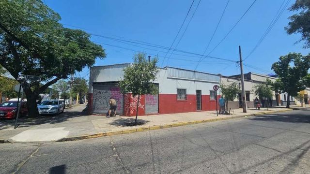 CASA Leon Prado / Lira