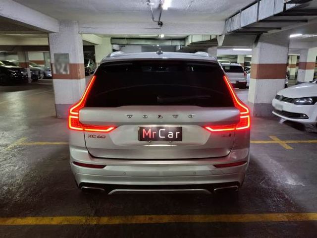 VOLVO XC60 2018