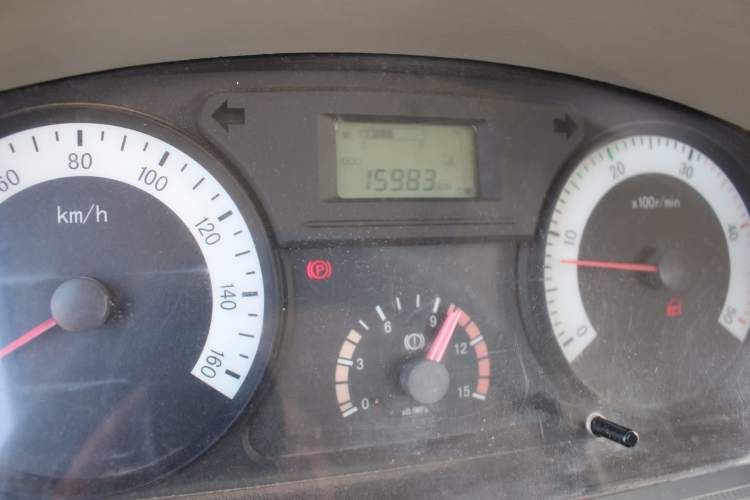 Camion Faw F914 año 2022 Plano 16.000 Kms Frenos Aire Ac Cabina