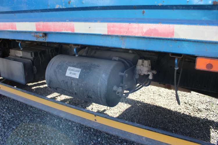 Camion Faw F914 año 2022 Plano 16.000 Kms Frenos Aire Ac Cabina