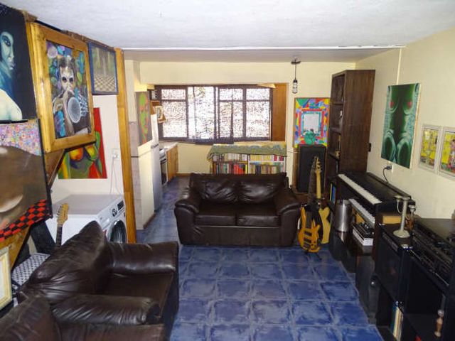 PARINACOTA/FRENTE UTA/DEPTO DUPLEX