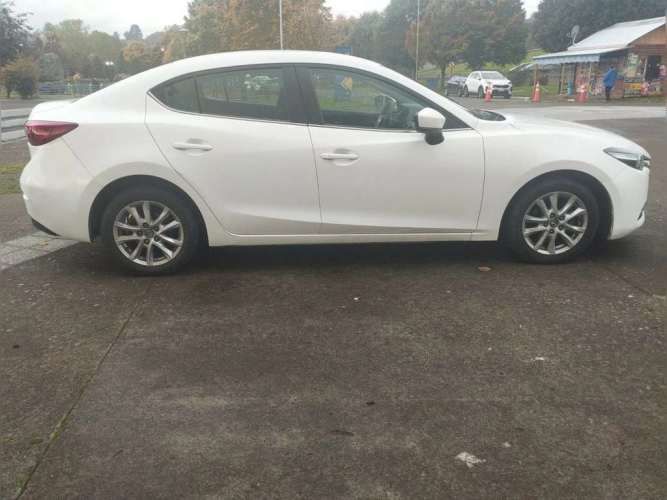 MAZDA 3 SEDAN 2019