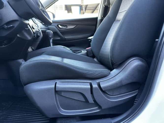 Nissan X-trail 2.5 Sense At 2021