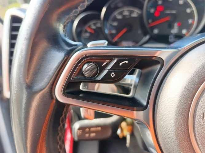 PORSCHE CAYENNE 2016