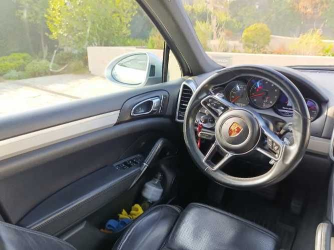PORSCHE CAYENNE 2016