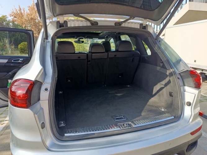 PORSCHE CAYENNE 2016