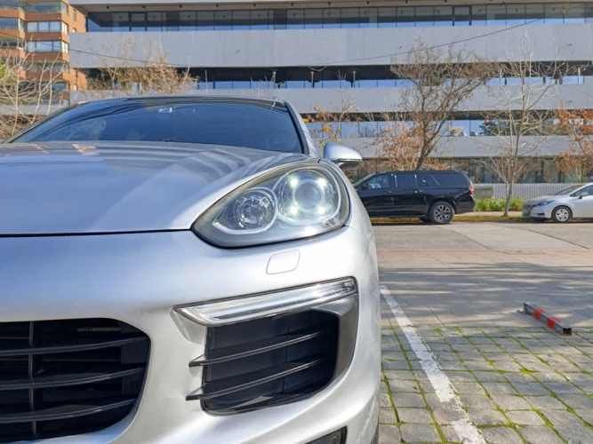 PORSCHE CAYENNE 2016