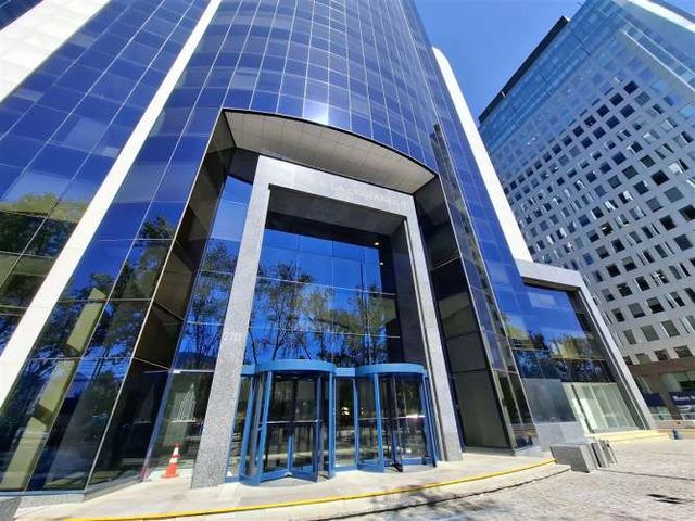 OFICINA Costanera Center