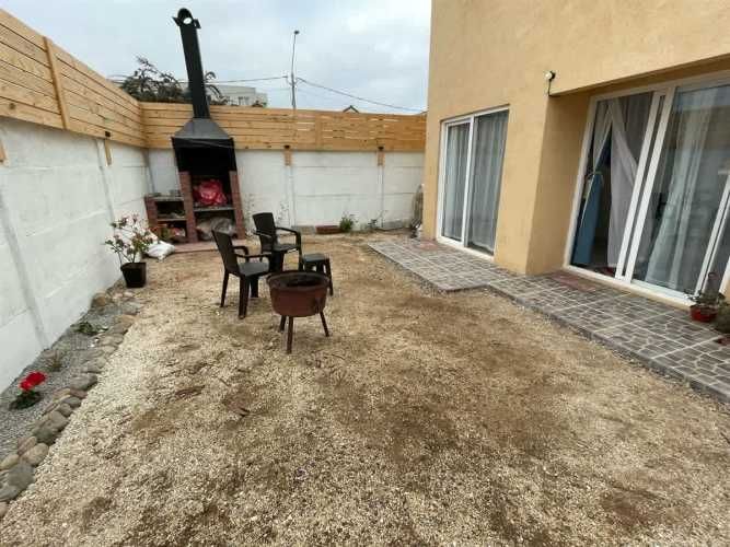 CASA Marcos Gallo Vergara 536, Puertas del Mar, a pasos del centro de la Serena