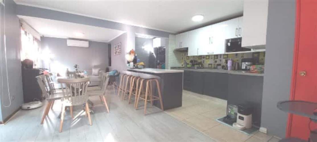 CASA Vasco de Gama / Los Aliaga Ñuñoa