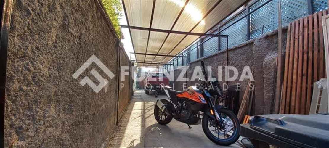 CASA Vasco de Gama / Los Aliaga Ñuñoa