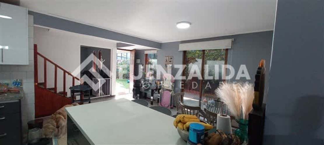 CASA Vasco de Gama / Los Aliaga Ñuñoa