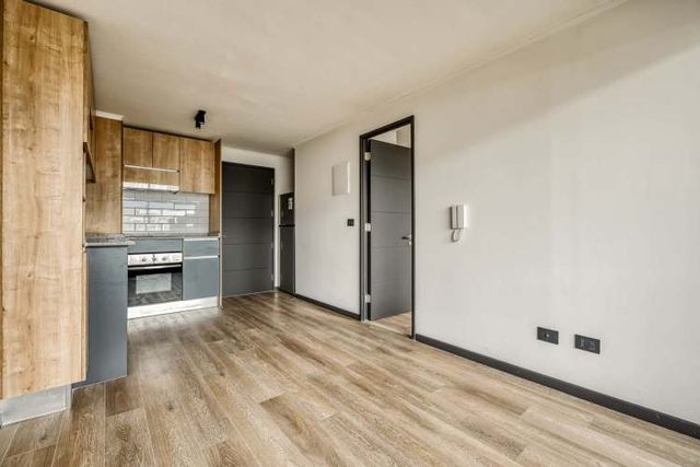 Florida Capital [3013-1]