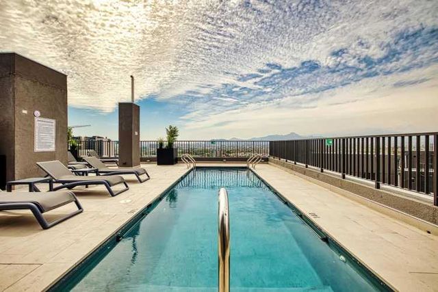 Florida Capital [3013-1]