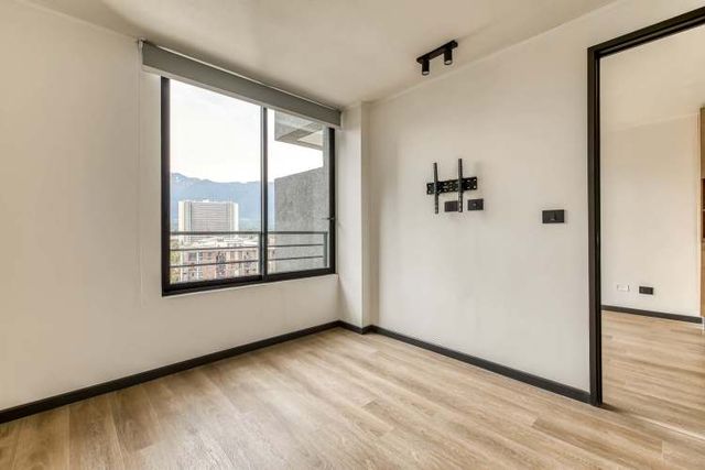 Florida Capital [3013-1]