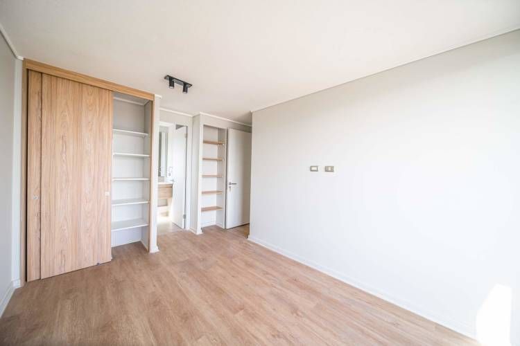 Edificio Cinco de Ab [3129-4]