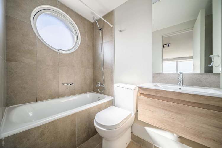 Edificio Cinco de Ab [3129-4]