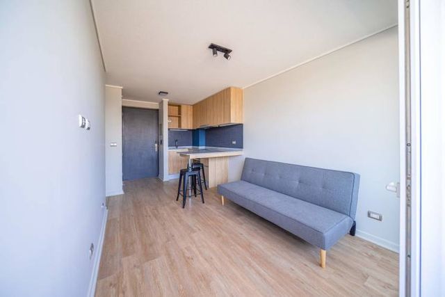 Edificio Cinco de Ab [3129-4]