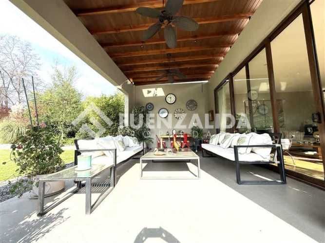 CASA Las Brisas de Chicureo