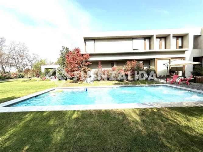 CASA Las Brisas de Chicureo