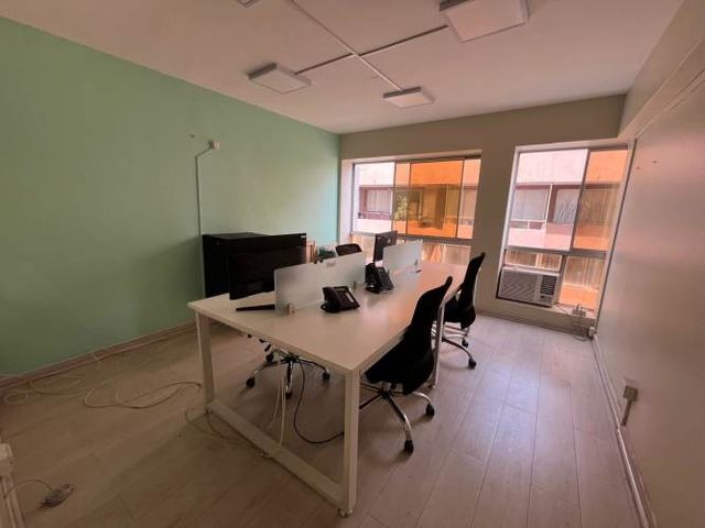 EXCELENTE OFICINA UBICADA EN UN EXCELENTE LUGAR