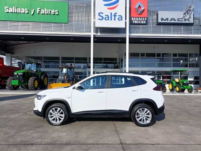 CHEVROLET TRACKER 2024