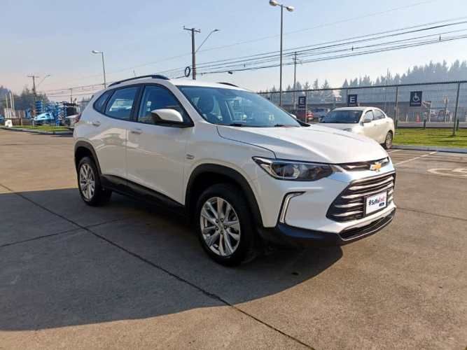CHEVROLET TRACKER 2024