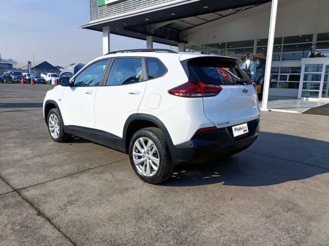 CHEVROLET TRACKER 2024